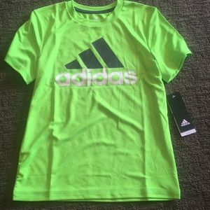 NWT Adidas boy small (8/10)